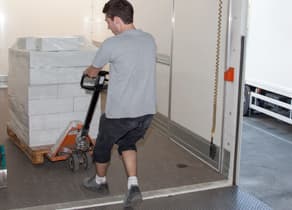 Refrigerated delivery truck